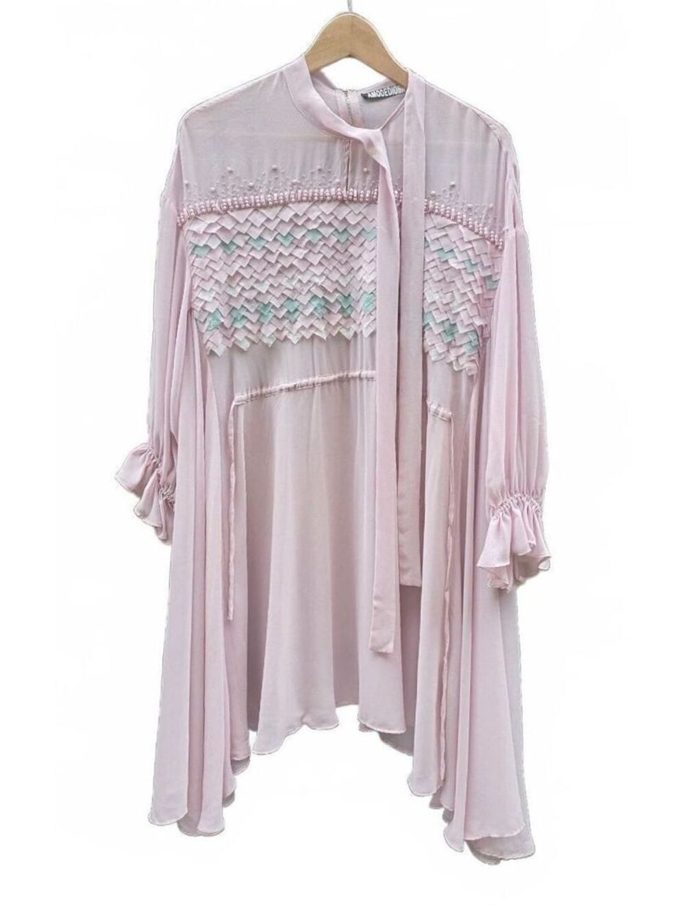 Amo de Diosa Pink Plissé Silk-Feel 3D Chevron Scale Dress Pearl Beaded Small